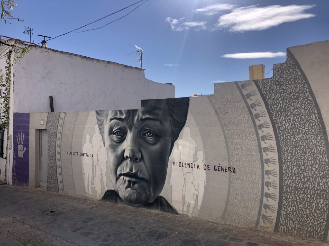Mural contra la violencia de género. | Alba O./QVEA